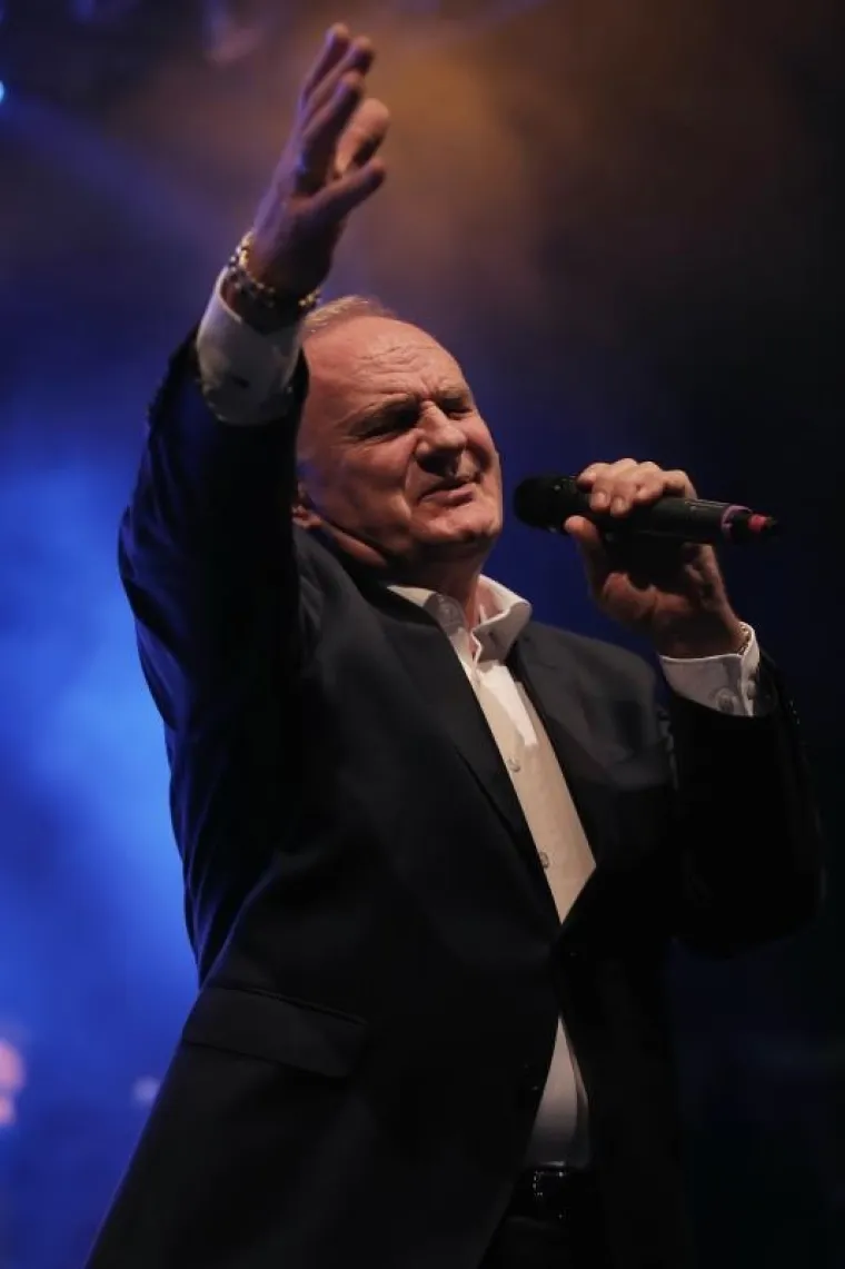 VELIKI KONCERT ZA DIJASPORU: Hrvatima u Frankfurtu ukazali se baš svi, od Rozge i Škore pa sve do Ćire i Olivera