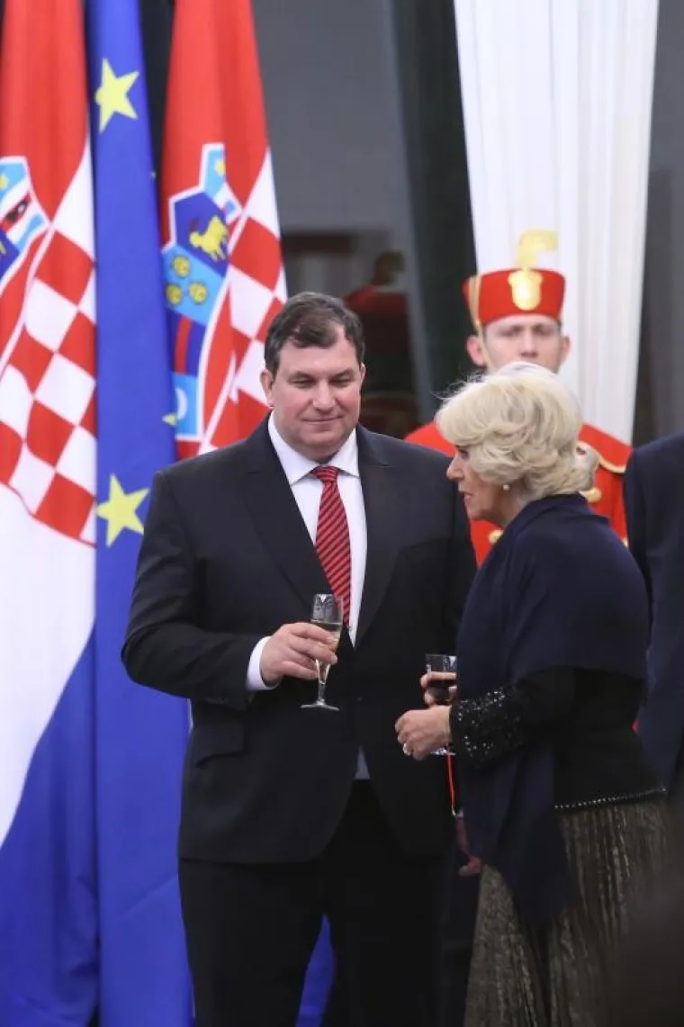 Jakov Kitarević u društvu vojvotkinje Camille