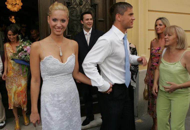SJEĆATE LI SE VJENČANJA FAMOZNIH GOTOVČEVIH? Simona i Ante bili su glavna atrakcija, ovako su izgledali prije 15 godina