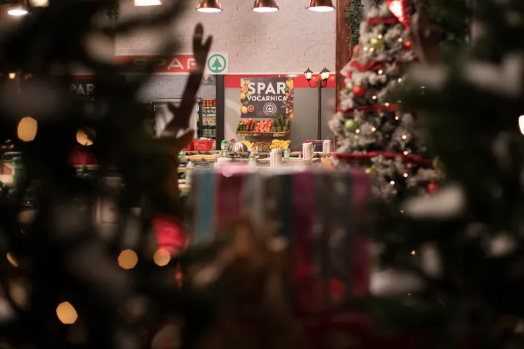 SVE JE SPREMNO ZA POČETAK ‘TRI, DVA, JEDAN – HO HO HO’: Zavirite u prekrasnu božićnu bajku na setu kulinarskog showa