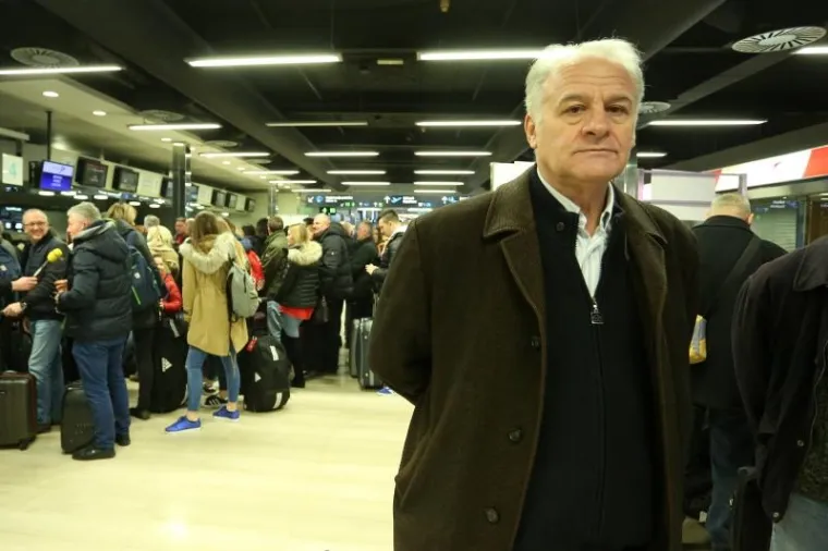 HRVATSKA INVAZIJA NA PARIZ: Navijači pohitali dati podršku Kaubojima