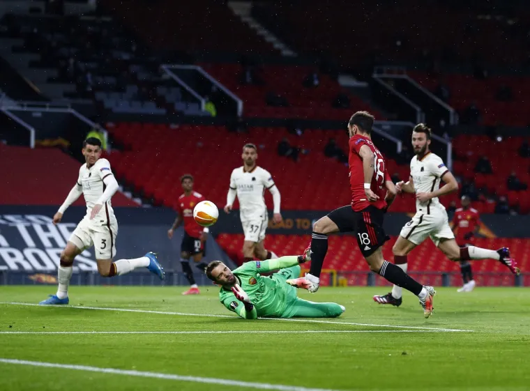 Bruno Fenandes of Manchester United scores the opening goalManchester United v Roma, UEFA Europa League, Semi Final, First Leg, Football, Old Trafford, Manchester, UK - 29 Apr 2021,Image: 608618853, License: Rights-managed, Restrictions: EDITORIAL USE ONLY No use with unauthorised audio, video, data, fixture lists, club/league logos or "live" services. Online in-match use limited to 120 images, no video emulation. No use in betting, games or single club/league/player publications., Model Release: no, Credit line: Profimedia