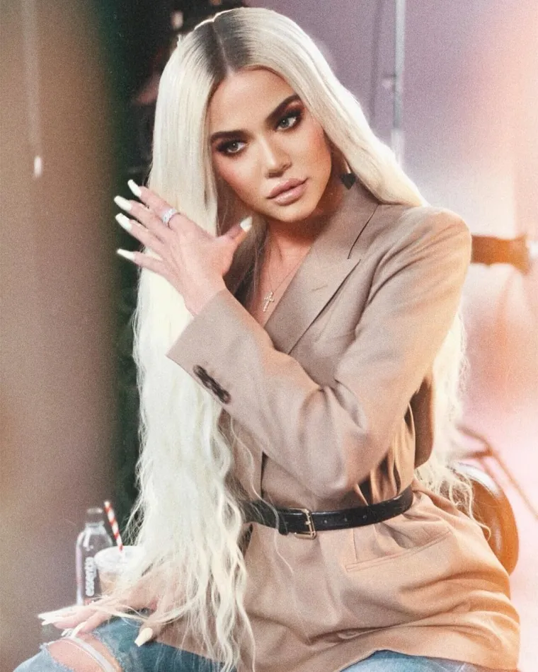 Khloe su se omakla dva palca na jednoj ruci