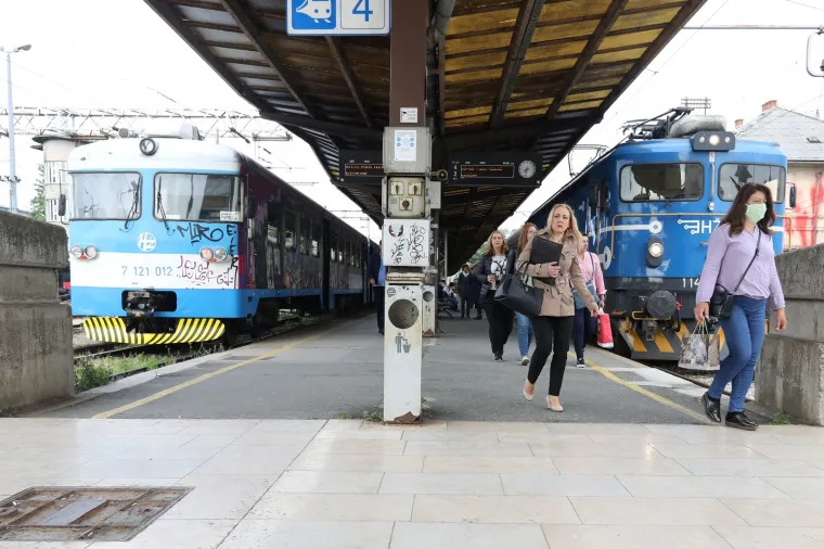 NORMALIZACIJA ŽELJEZNIČKOG PROMETA: Na zagrebačkom Glavnom kolodvoru nema većih gužvi