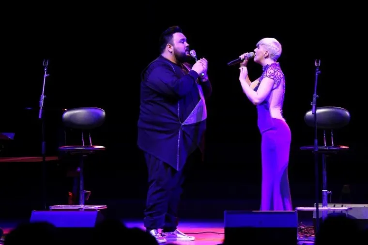 Jacques Houdek i Nina Kraljić sinoć su napunili Koncertnu dvoranu Vatroslava Lisinskog.