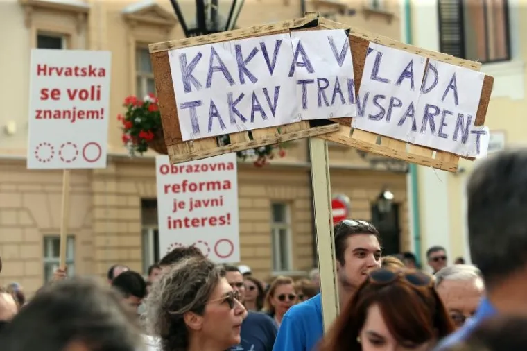 1500 ljudi prosvjedovalo na Markovom trgu