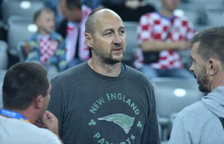 PREDSJEDNICA U DRAŽENOVOM DRESU: Pogledajte tko je sve došao na utakmicu