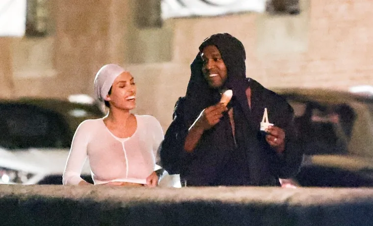 Kanye West i Bianca tumarali bosi po Italiji: Obukla je prozirne tajice kao topić, a onda joj je provirila i guza