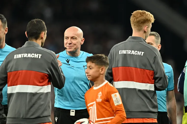 Nogometni sudac zgrozio javnost podr&scaron;kom ultradesnoj stranci: 'Protiv Židova, gejeva...'