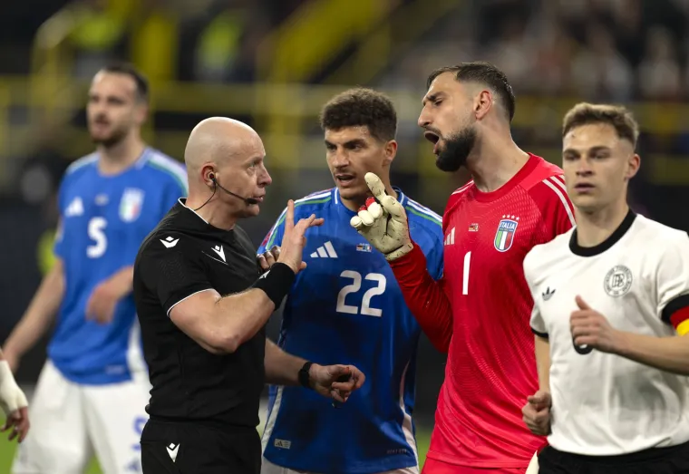 Nogometni sudac zgrozio javnost podr&scaron;kom ultradesnoj stranci: 'Protiv Židova, gejeva...'