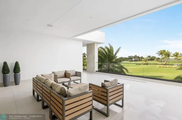 Zavirite u biv&scaron;u megaluksuznu kuću legendarnog Engleza: Kupaona je poput apoteke