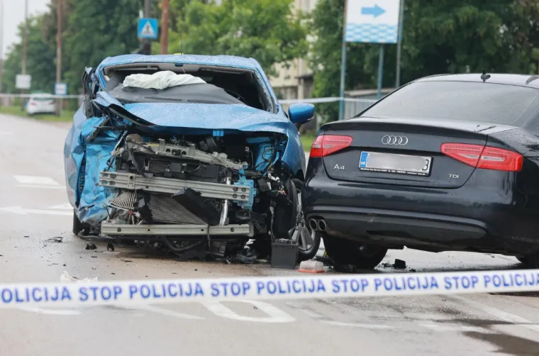 Stravični prizori u Županji: Sudarila se tri auta, jedna osoba poginula