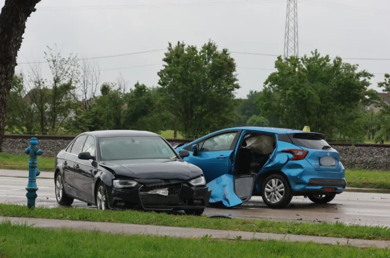 Stravični prizori u Županji: Sudarila se tri auta, jedna osoba poginula