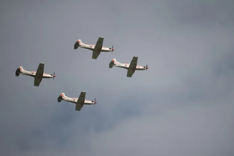 Kompletna eskadrila hrvatskih Rafalea privukla ljepotice