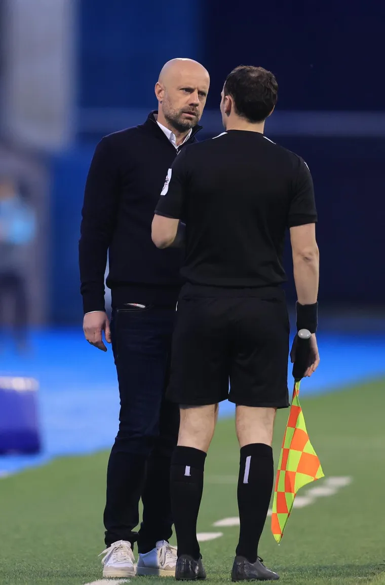 Pogledajte u čijem dru&scaron;tvu sjedi Boban: Reakcija Zajeca i simpatične navijačice su hit