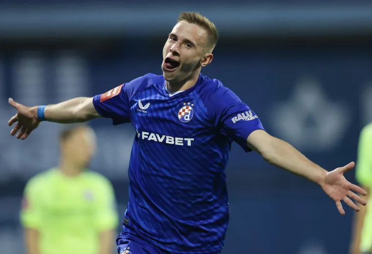 Pričat će se o proslavi junaka Dinama, a na terenu se pojavio čovjek kojem se svi klanjaju
