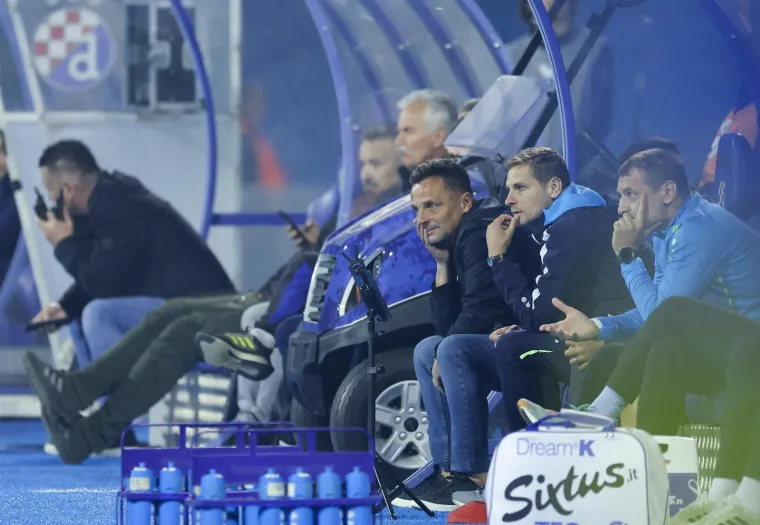 Pričat će se o proslavi junaka Dinama, a na terenu se pojavio čovjek kojem se svi klanjaju