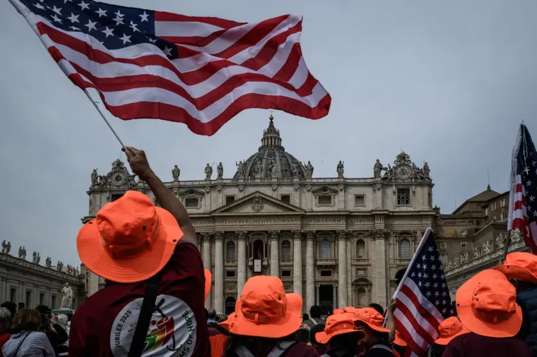 Pogledajte kako je izgledala prva nedjeljna molitva pape Lava XIV. na Trgu svetog Petra