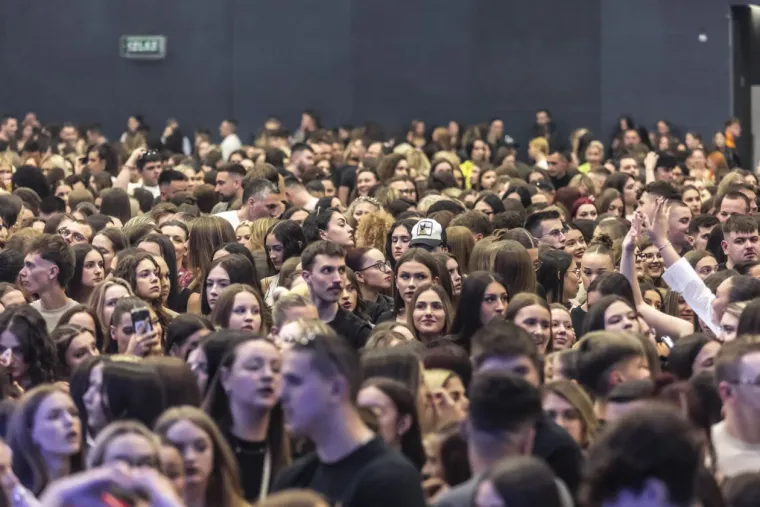 Prekrasna Slovenka očarala istok Hrvatske: Pogledajte kakav je napravila show