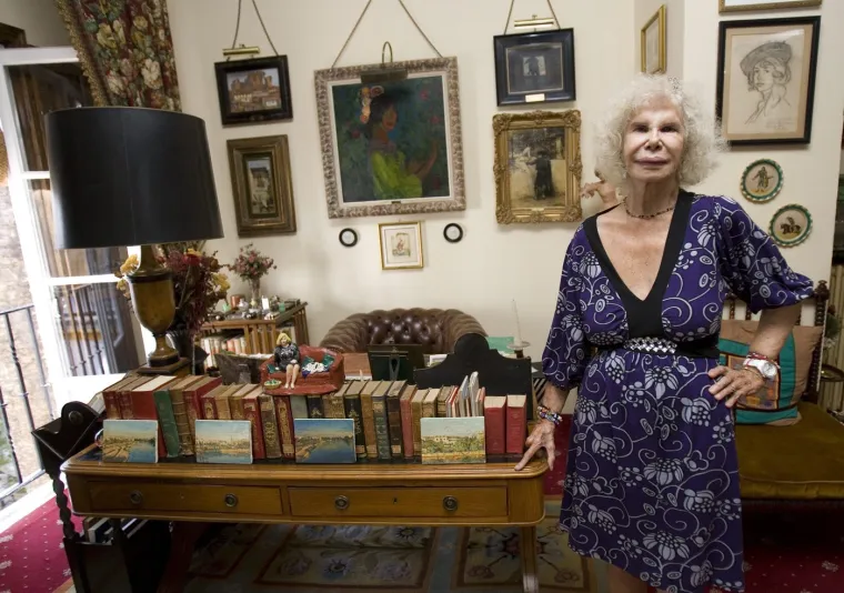 Vojvotkinja od Albe bila je oličenje elegancije, a plastične operacije su joj u potpunosti uni&scaron;tile izgled