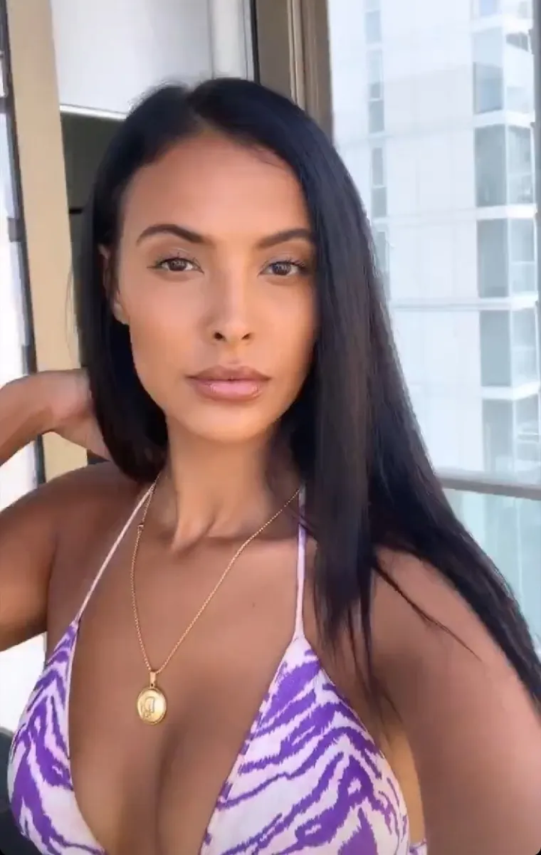Svi su poludjeli za ovom voditeljicom: Njezina bikini izdanja su opasna za srčane bolesnike, a krasila je i naslovnicu Voguea