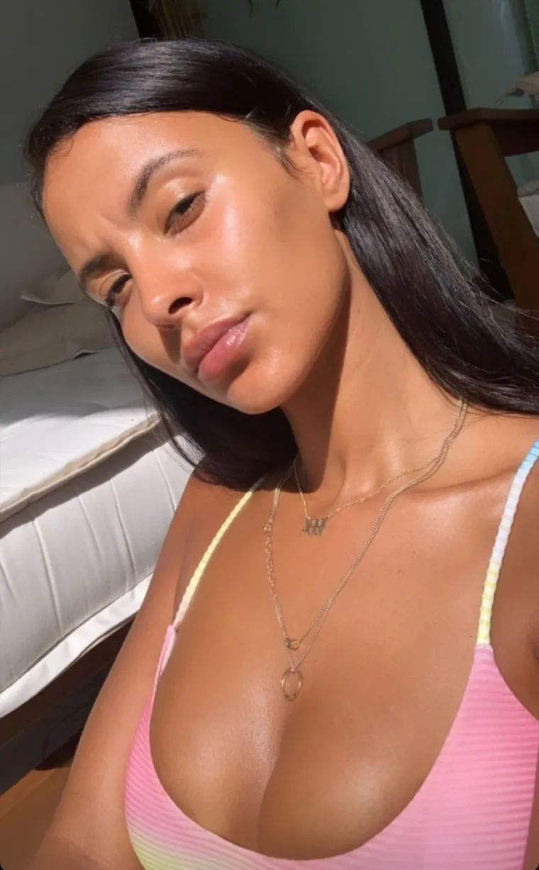 Svi su poludjeli za ovom voditeljicom: Njezina bikini izdanja su opasna za srčane bolesnike, a krasila je i naslovnicu Voguea