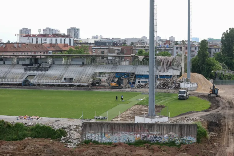 Nevjerojatna scena u Kranjčevićevoj: Dok se stadion ruši, on ne odustaje od snova, jedan detalj slama srca