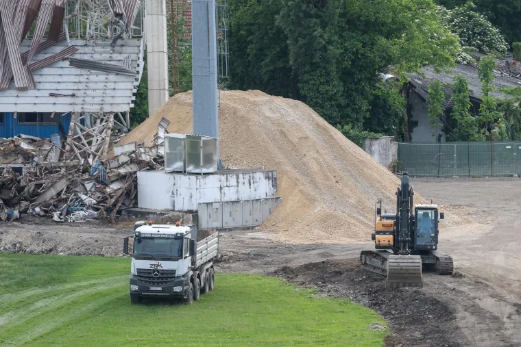 Nevjerojatna scena u Kranjčevićevoj: Dok se stadion ruši, on ne odustaje od snova, jedan detalj slama srca