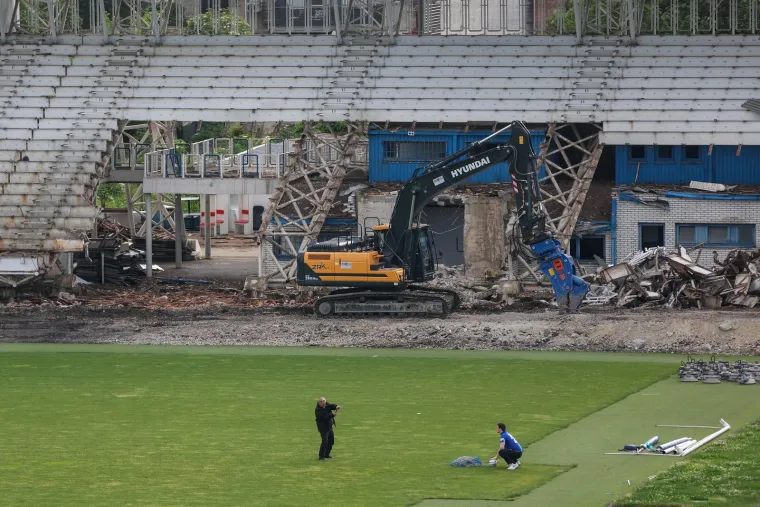 Nevjerojatna scena u Kranjčevićevoj: Dok se stadion ruši, on ne odustaje od snova, jedan detalj slama srca