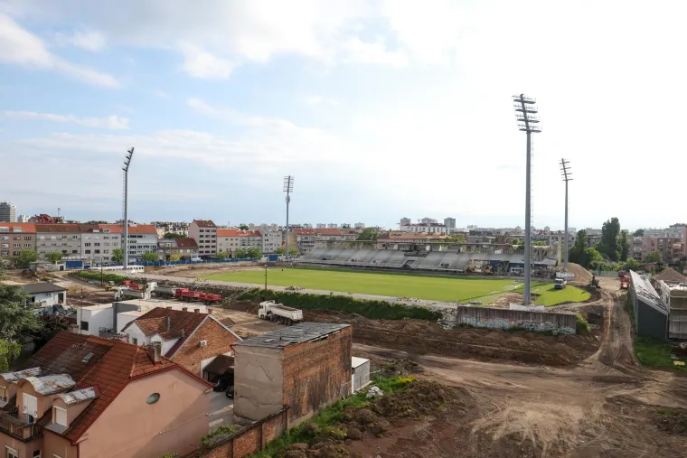 Nevjerojatna scena u Kranjčevićevoj: Dok se stadion ruši, on ne odustaje od snova, jedan detalj slama srca