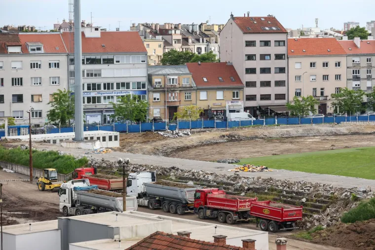 Nevjerojatna scena u Kranjčevićevoj: Dok se stadion ruši, on ne odustaje od snova, jedan detalj slama srca