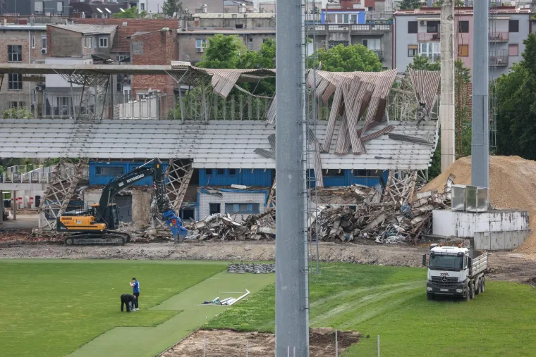 Nevjerojatna scena u Kranjčevićevoj: Dok se stadion ruši, on ne odustaje od snova, jedan detalj slama srca
