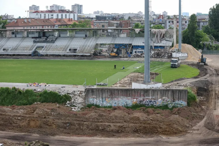 Nevjerojatna scena u Kranjčevićevoj: Dok se stadion ruši, on ne odustaje od snova, jedan detalj slama srca