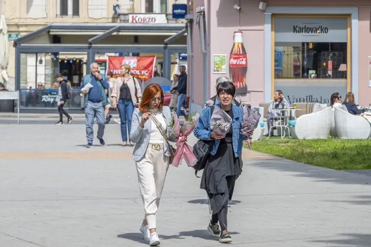 Mladi par zasjao na špici: Sve oči bile su uprte u zaljubljene Karlovčane