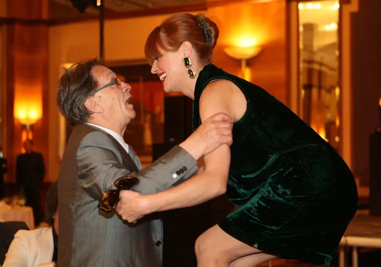 Od Thompsona do Ljube Ćesića Rojsa: Pogledajte tko je sve od poznatih bio na donatorskoj večeri 2009. godine