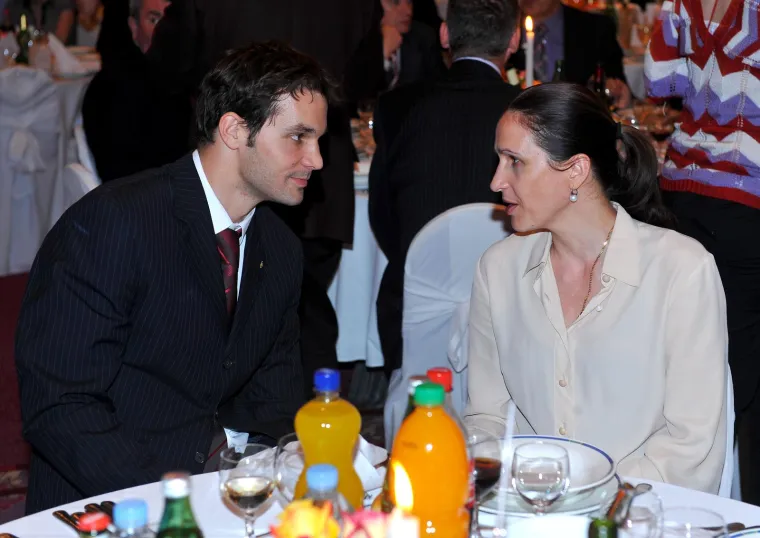 Od Thompsona do Ljube Ćesića Rojsa: Pogledajte tko je sve od poznatih bio na donatorskoj večeri 2009. godine