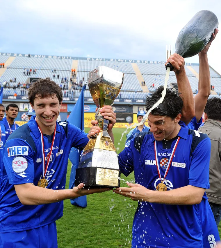 Ovako je Dinamo proslavio naslov prije 15 godina: Kruno Jurčić ukrao šou, uhvatit će vas susramlje