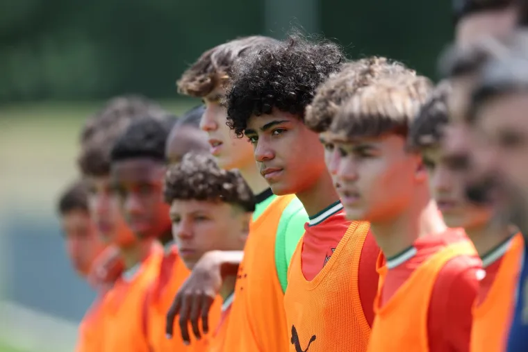 Pljunuti ćaća? Ba&scaron; i ne. Sin Cristiana Ronalda stigao u Hrvatsku, evo kako izgleda