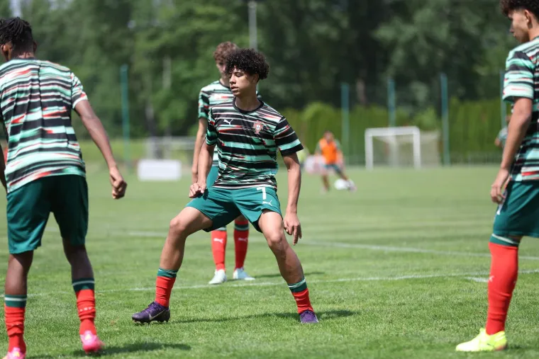 Pljunuti ćaća? Ba&scaron; i ne. Sin Cristiana Ronalda stigao u Hrvatsku, evo kako izgleda