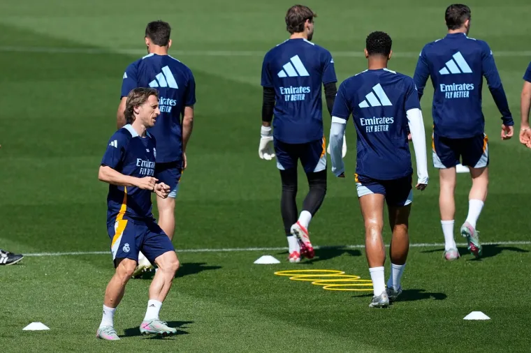 Prvi trening nakon El Clásica otkrio sve: Modrić i suigrači s licima koja sve govore!