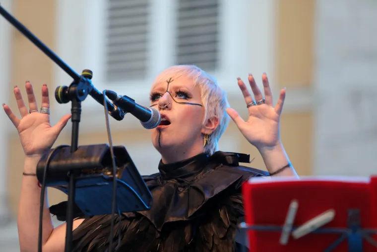 Hrvatica prije devet godina bila u finalu Eurosonga, a danas izgleda potpuno drugačije