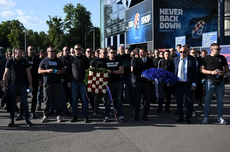 Boban i nakon 35 godina na prvoj crti: Pogledajte kako su Boysi i Uprava Dinama odali počast herojima