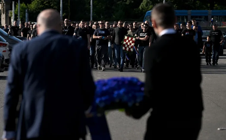 Boban i nakon 35 godina na prvoj crti: Pogledajte kako su Boysi i Uprava Dinama odali počast herojima