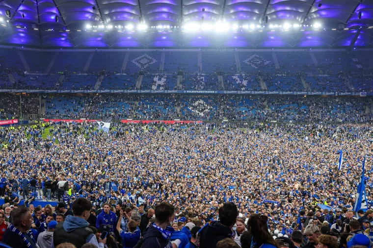 Kultni klub se vratio, uslijedio stampedo: &Scaron;teta je milijunska, fotografije kaosa obilaze svijet