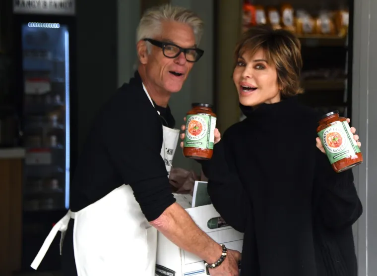 Slavna glumica izgleda neprepoznatljivo: Posebice u oko upada jedan dio lica