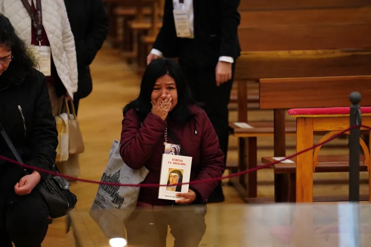 Izloženo tijelo svete Terezije Avilske nakon vi&scaron;e od 100 godina