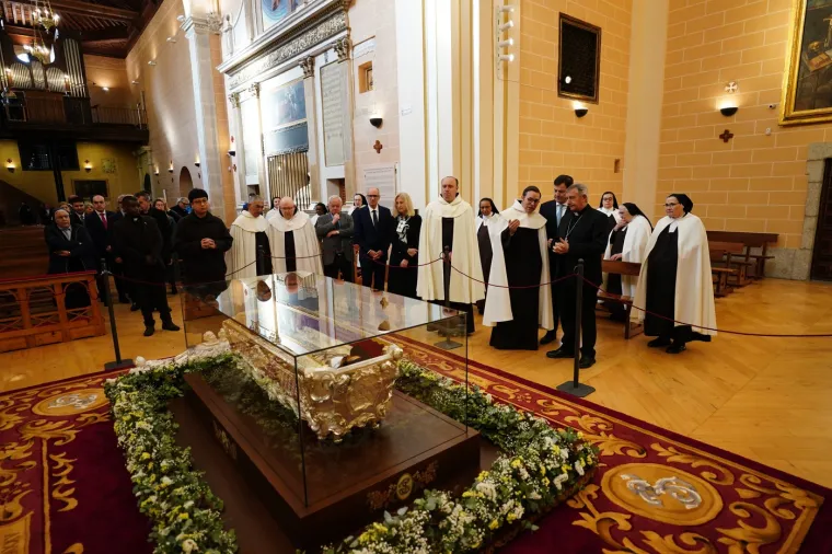 Izloženo tijelo svete Terezije Avilske nakon vi&scaron;e od 100 godina