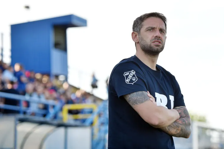 Armada napravila neviđeni kaos u Koprivnici, a poznata plavuša mamila je poglede na Kušek Apašu