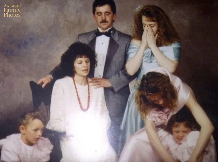 Ako ste mislili da vaš obiteljski album skriva teške neugodnjake, čekajte da tek vidite ove fotke