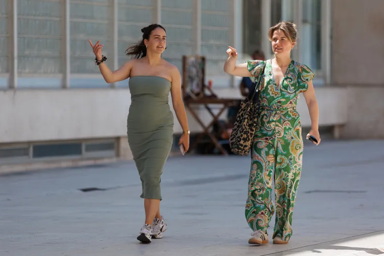 Dvije Zadranke &scaron;etale kao na modnoj pisti: Privukle poglede u centru